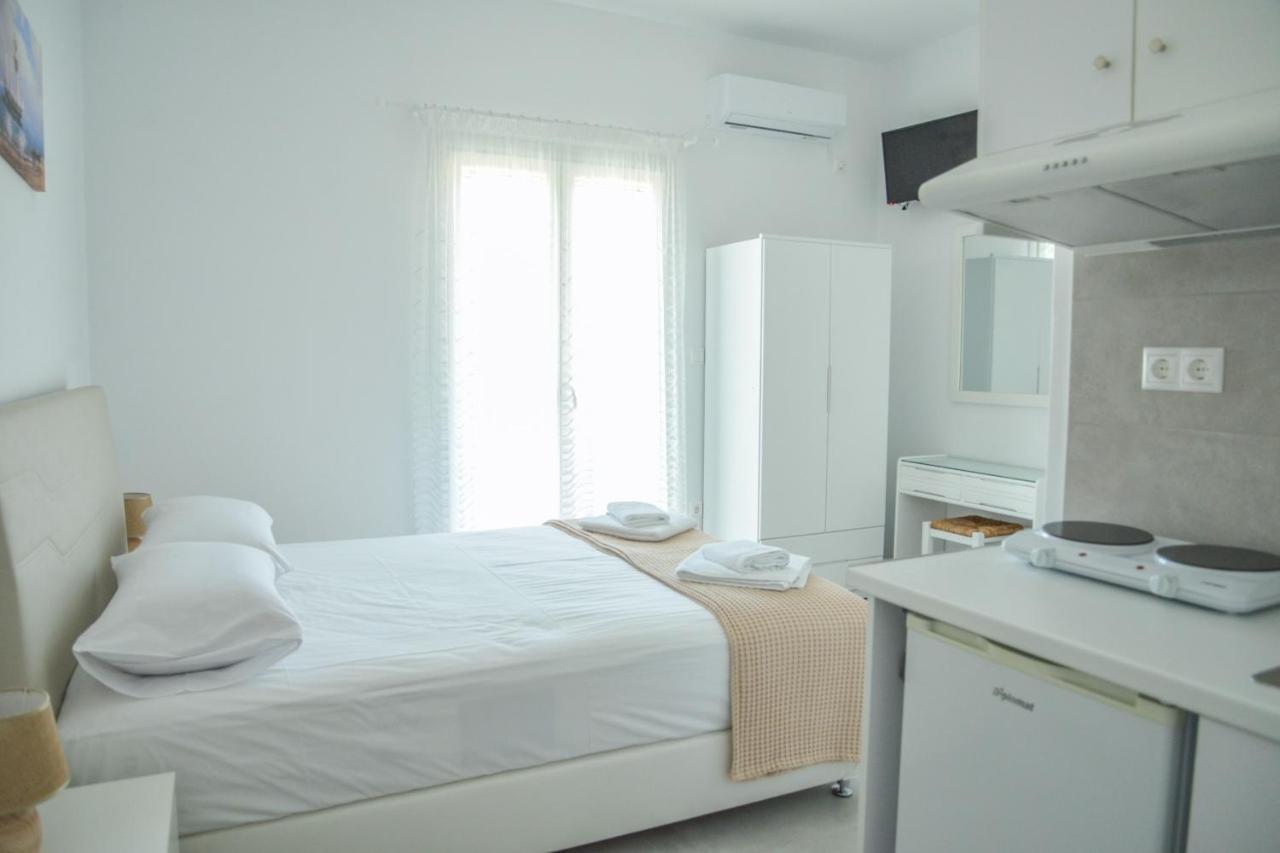 Zeras Apartments Адамас Экстерьер фото